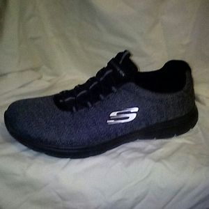 Skechers Walking Shoes size 8.5